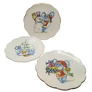 Vintage Christmas Cartoon Mice Winter Decorative Scalloped Ceramic Plates Set 3
